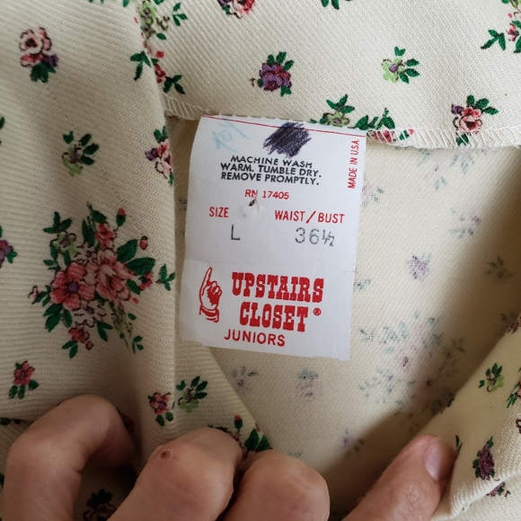 Vintage Upstairs Closet Floral Print Top - Picture 9 of 16